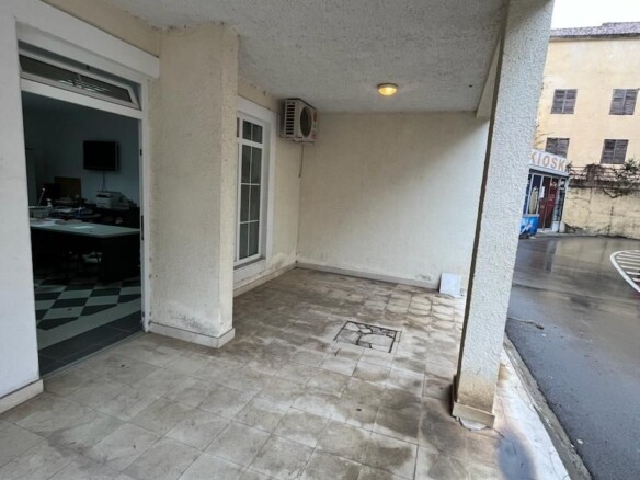 Poslovni prostor u Rafailovićima, Budva — fotografija 11