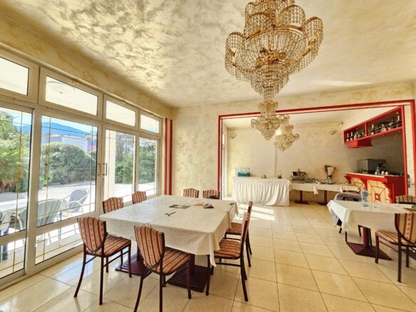 Kuća 1.500 m² – Budva — fotografija 2