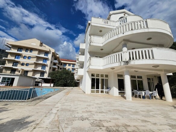 Kuća 1.500 m² – Budva — fotografija 6