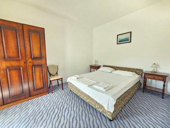 Kuća 1.500 m² – Budva — fotografija 18