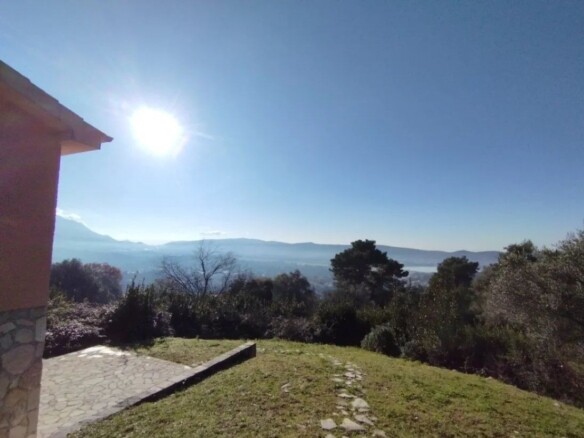 Kuća s imanjem i pogledom na more, Mrčevac, Tivat — fotografija 10