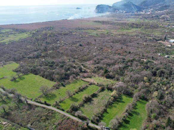 Plac u Buljarici, Budva — fotografija 6