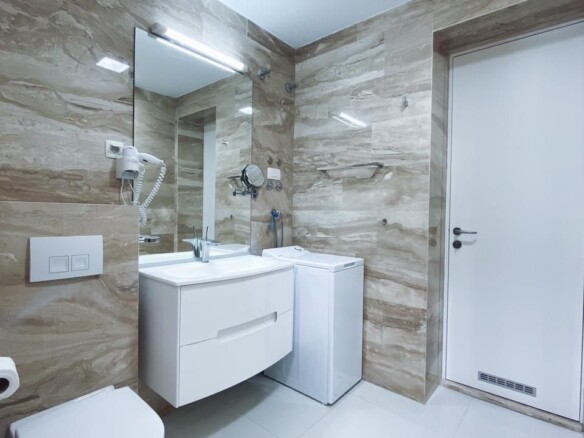 Dvosoban stan 77 m² – Budva — fotografija 21