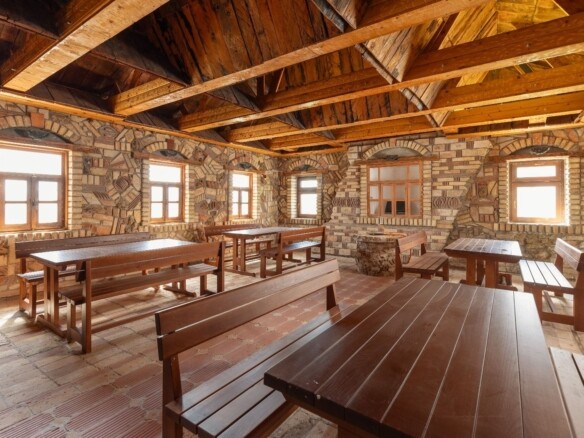 Restoran u etno stilu na Durmitoru, Žabljak — fotografija 3