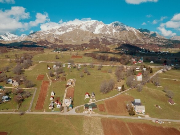 Restoran u etno stilu na Durmitoru, Žabljak — fotografija 4