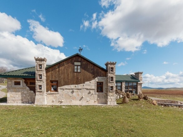 Restoran u etno stilu na Durmitoru, Žabljak — fotografija 8