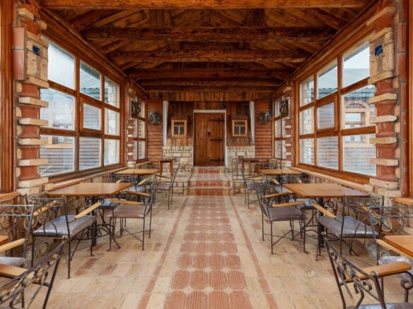 Restoran u etno stilu na Durmitoru, Žabljak — fotografija 18