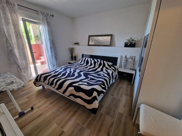 Izdavanje: Dvosoban stan 75 m² – Budva — fotografija 3