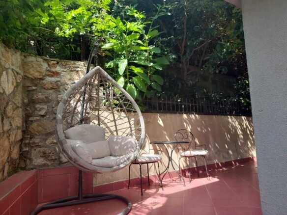 Izdavanje: Dvosoban stan 75 m² – Budva — fotografija 4