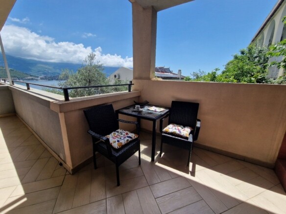 Izdavanje: Dvosoban stan 75 m² – Budva — fotografija 21