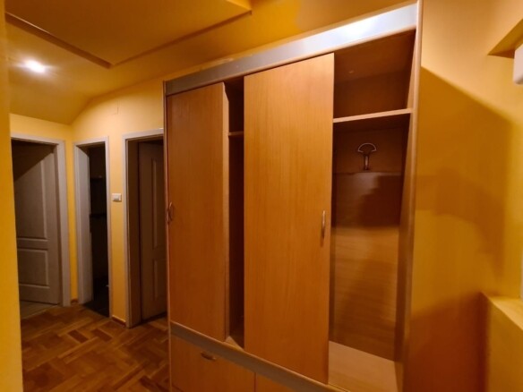 Izdavanje: Trosoban stan 110 m² – Zagorič, Podgorica — fotografija 6