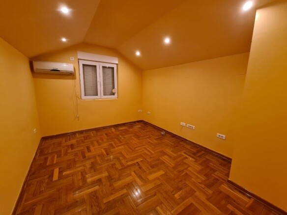 Izdavanje: Trosoban stan 110 m² – Zagorič, Podgorica — fotografija 10