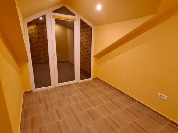 Izdavanje: Trosoban stan 110 m² – Zagorič, Podgorica — fotografija 12