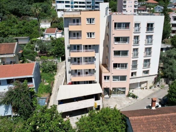 Kuća 1.000 m² – Bečići, Budva — fotografija 2