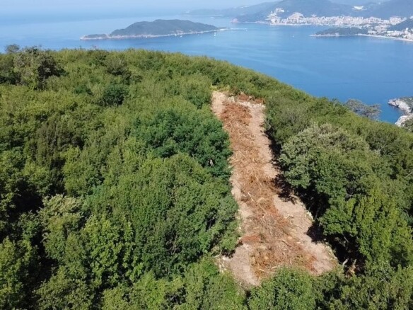 Plac sa pogledom na Budvansku rivijeru, Sveti Stefan, Budva — fotografija 3