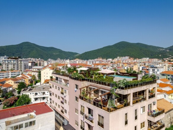Trosoban stan 400 m² – Podkošljun, Budva — fotografija 13