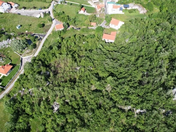 Plac 35.940 m² u mjestu Stanišići, Budva — fotografija 11
