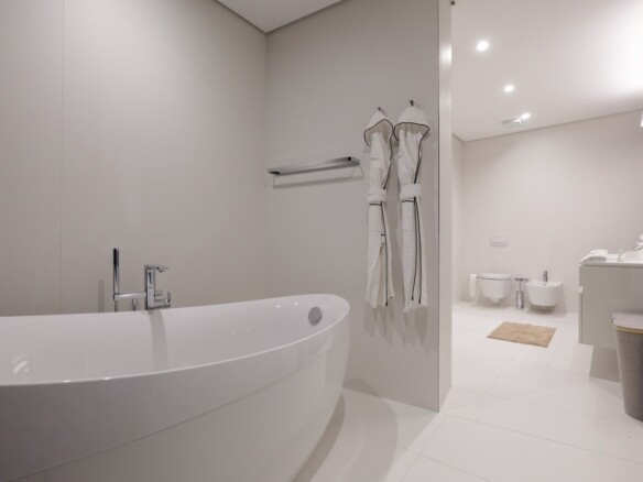 Trosoban stan 214 m² – Budva — fotografija 12