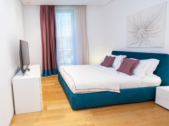 Trosoban stan 255 m² – Budva — fotografija 7
