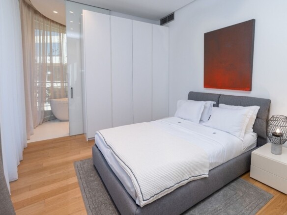Trosoban stan 255 m² – Budva — fotografija 16