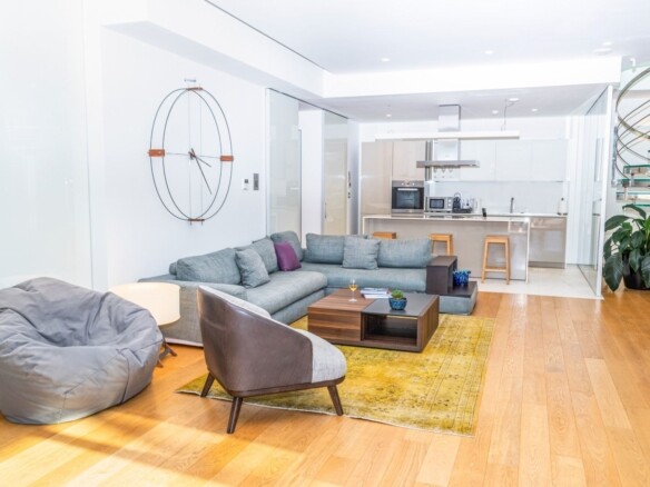 Trosoban stan 255 m² – Budva — fotografija 18