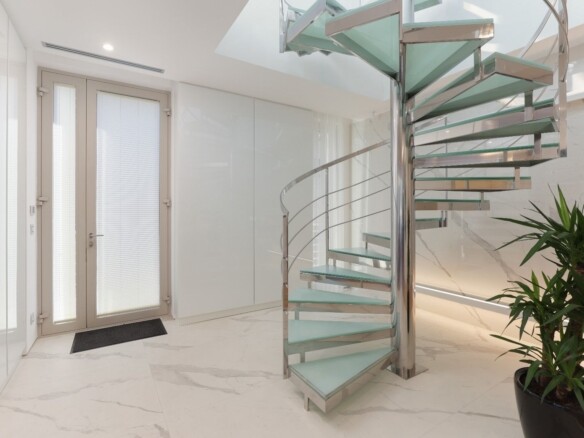Trosoban stan 282 m² – Budva — fotografija 10