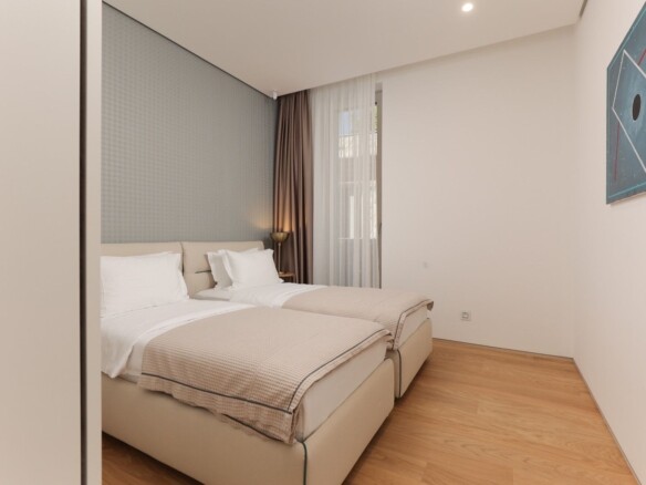 Trosoban stan 282 m² – Budva — fotografija 13