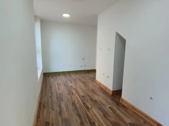 Poslovni prostor na uglu zgrade u Bjelišima, Bar — fotografija 5
