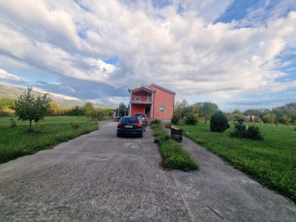 Kuća 240 m² – Podgorica — fotografija 4