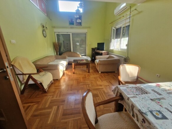 Kuća 240 m² – Podgorica — fotografija 10