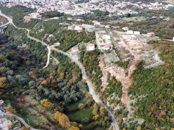 Plac sa pogledom na more u Dobroj Vodi, Bar — fotografija 4
