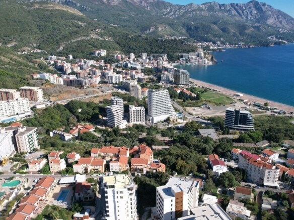 Plac 8.960 m² – Bečići, Budva — fotografija 2