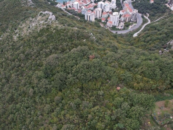 Plac 5.100 m² – Rafailovići, Budva — fotografija 4