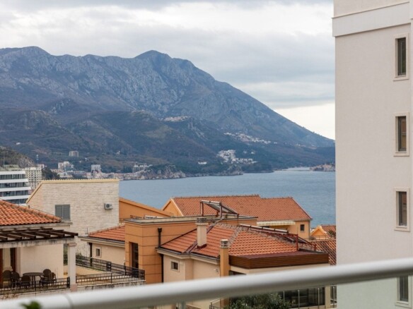 Kuća 400 m² – Bečići, Budva — fotografija 8