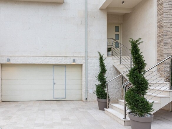 Kuća 400 m² – Bečići, Budva — fotografija 18