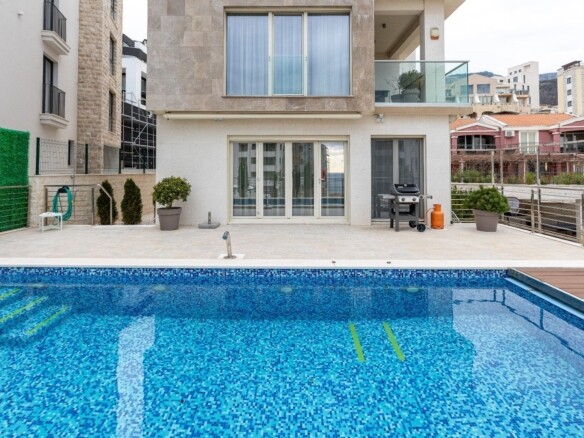 Kuća 400 m² – Bečići, Budva — fotografija 19