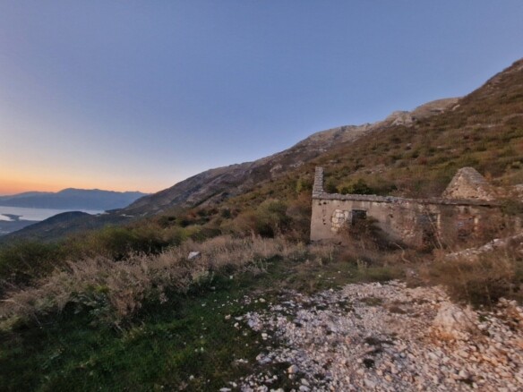 Plac 42.305 m² – Njeguši, Cetinje — fotografija 2