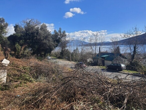 Plac sa pogledom na more u Đenovićima, Herceg Novi — fotografija 4