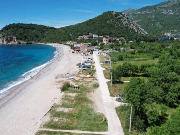 Urbanizovan plac u Buljarici, Budva — fotografija 5