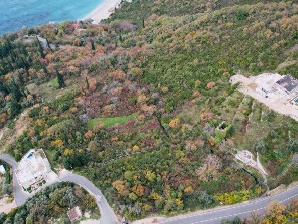 Urbanizovan plac sa pogledom na more, Reževići, Budva — fotografija 21