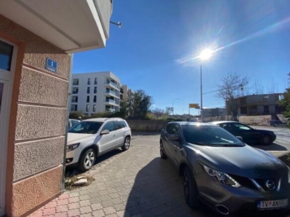 Poslovni prostor u Donjoj Lastvi, Tivat — fotografija 2