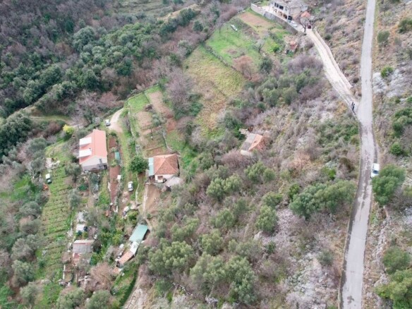 Urbanizovan plac sa pogledom na more, Kamenari, Herceg Novi — fotografija 7