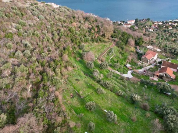 Plac sa pogledom na more u Kamenarima, Herceg Novi — fotografija 9
