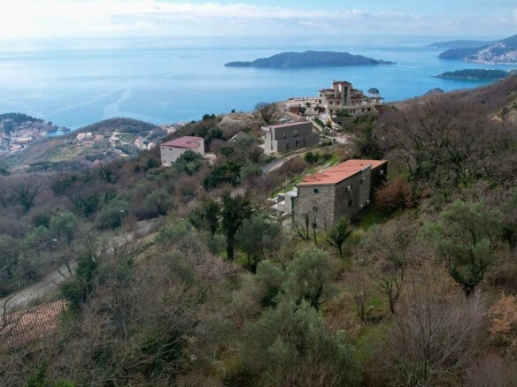 Urbanizovan plac sa pogledom na more u Kuljačama, Budva — fotografija 8