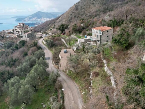 Urbanizovan plac sa pogledom na more u Kuljačama, Budva — fotografija 16