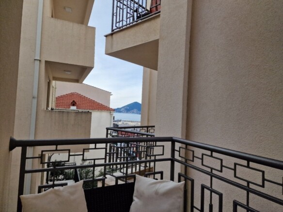 Izdavanje: Dvosoban stan 68 m² – Pržno, Budva — fotografija 3