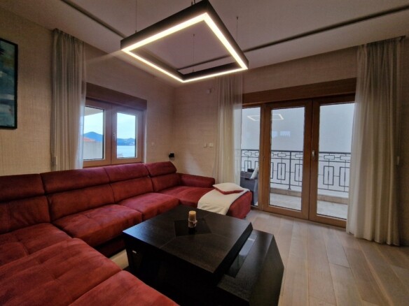 Izdavanje: Dvosoban stan 68 m² – Pržno, Budva — fotografija 19