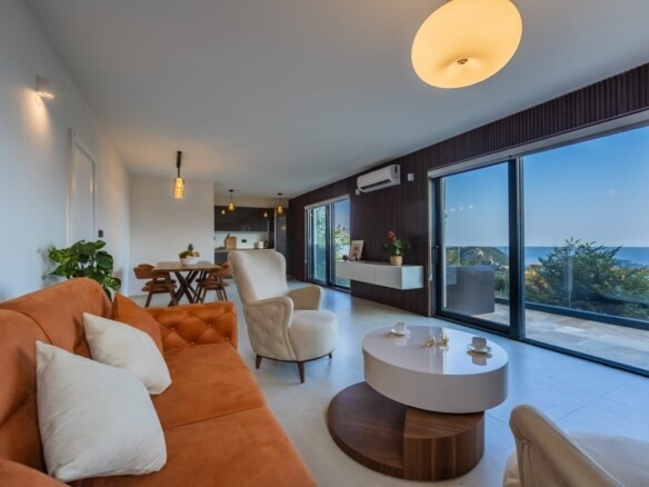 Izdavanje: Kuća 300 m² – Markovići, Budva — fotografija 3