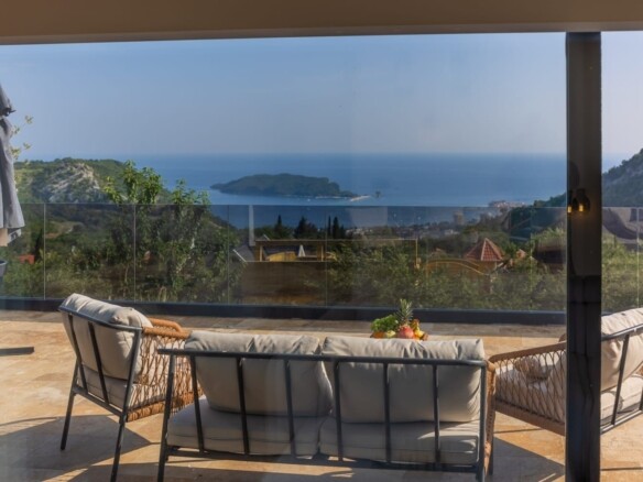 Izdavanje: Kuća 300 m² – Markovići, Budva — fotografija 8