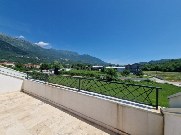 Kuća 300 m² – Radanovići, Kotor — fotografija 4